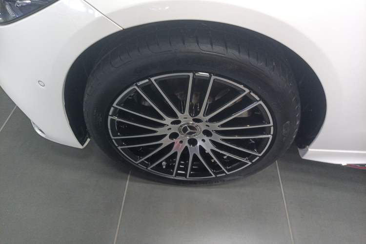 Used Mercedes-Benz C-Class 2024 Second Facelift C 260 L Sport Edition
