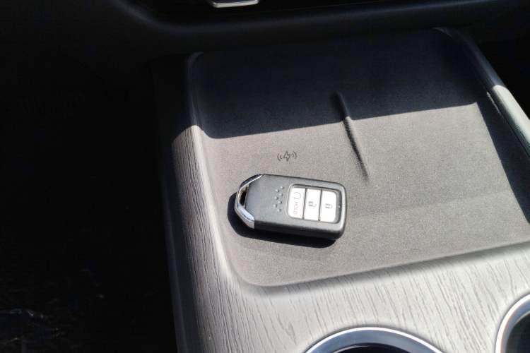 Used CHANGAN CS75 PLUS 2025 Model, 4th Generation 1.5T New Blue Whale Smart Excellence Version