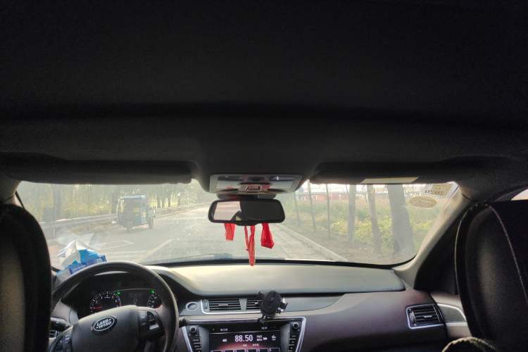 Used Land X7 2015 2.0T Panoramic Prestige Edition Headliner