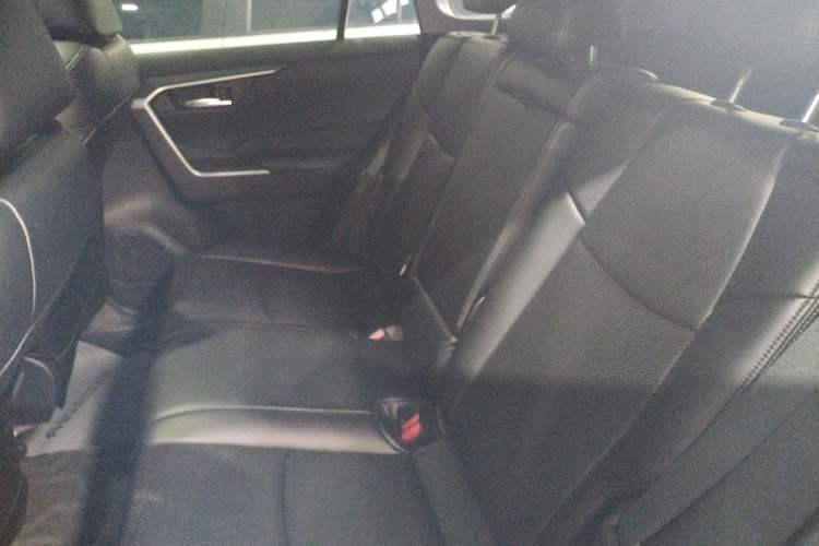 Used Toyota RAV4 2020 2.0L CVT Two-Wheel Drive Fashion Edition