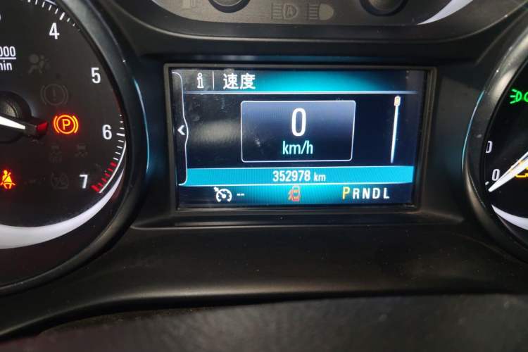 Used Buick Envision 2018 20T Two-Wheel-Drive Leading Model
