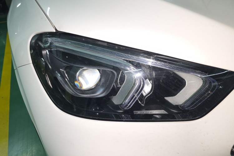 Used Mercedes-Benz GLE 2020 Restyled GLE 350 4MATIC Fashion Edition Special Version Right Front Headlight