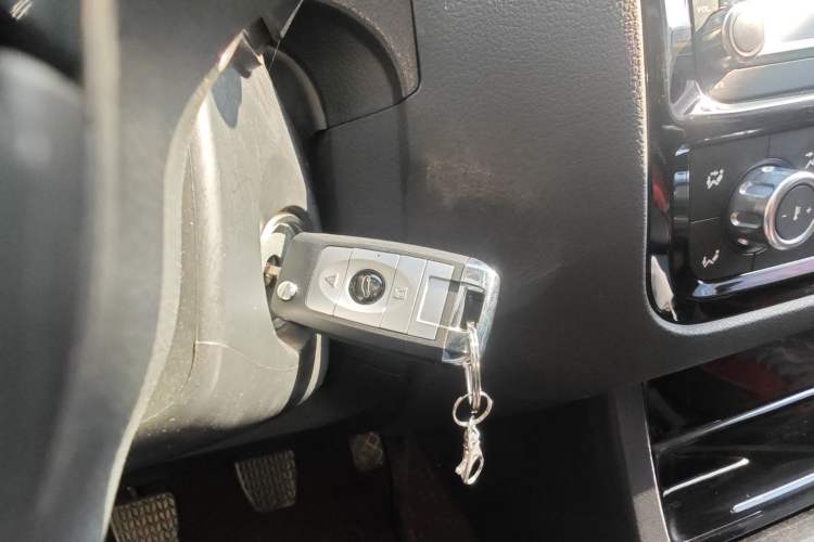 Used Yema T70 2016 Upgraded Model 1.8L Manual Elite Version
