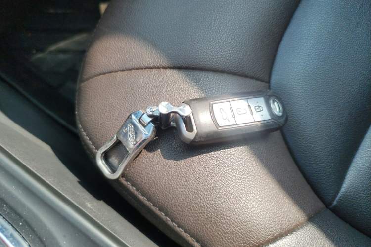 Used GAC Trumpchi GS4 2017 235T Automatic Two-Wheel Drive Elite Edition Interior 1