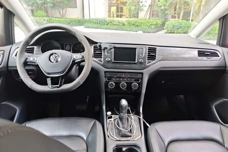 Used Volkswagen Golf Sportsvan 2016 280TSI Automatic Luxury Model