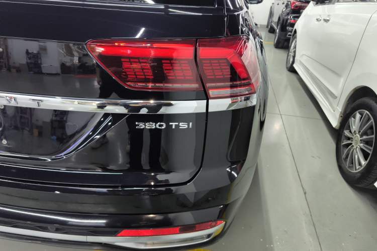 Used Volkswagen Teramont X 2020 380TSI Four-Wheel Drive Luxury Edition Right Rear Taillight