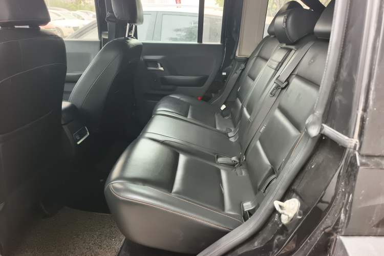 Used BAIC Off-Road BJ40 2016 40L 2.3T Automatic All-Wheel Drive Premium Edition