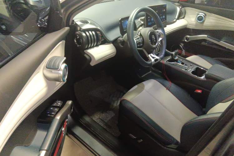 Used BYD Yuan PLUS 2022 430 km Luxury Version
