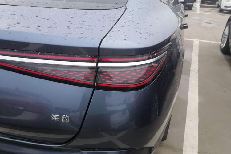 Used BYD Seal 2023 DM-i 1.5T 121km Prestige Model

