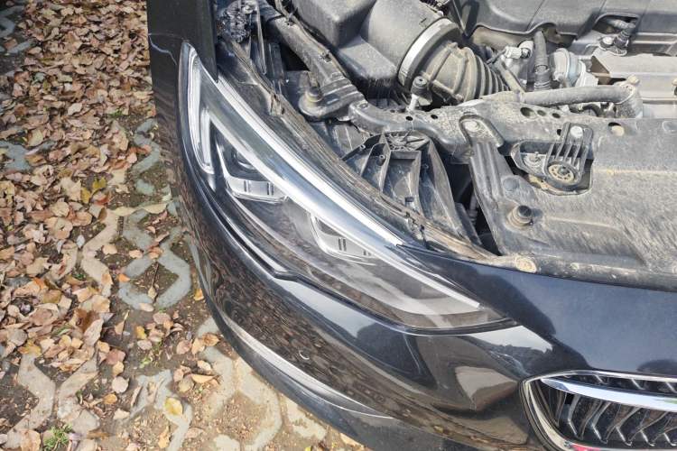 Used Buick Regal 2017 20T Prestige Model
