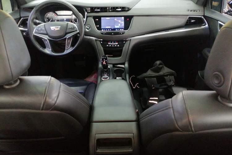 Used Cadillac XT5 2020 28T Four-Wheel Drive Luxury Version Center Console