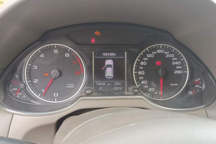 Used Audi Q5 2011 2.0TFSI Comfort Version