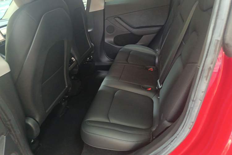 Used Tesla Model Y 2022 Rear-Wheel-Drive Version
