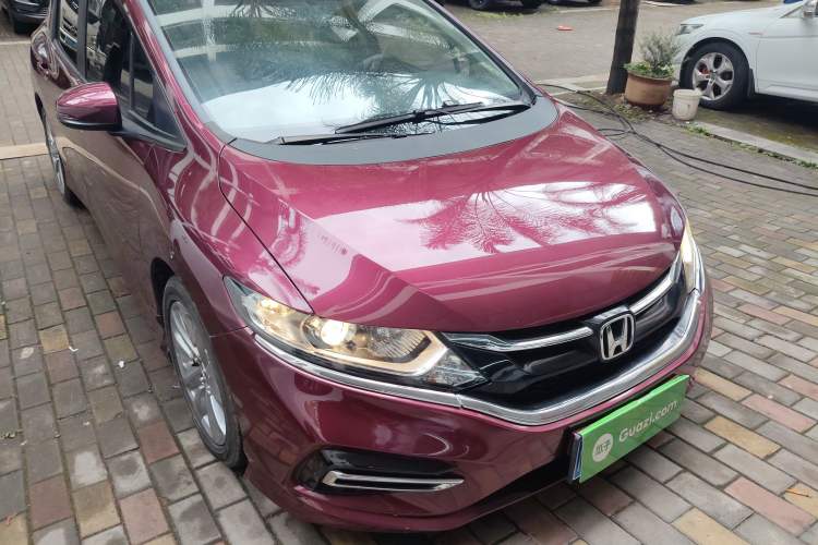 Used Honda Jade 2017 1.8L automatic Comfort version 5 seats