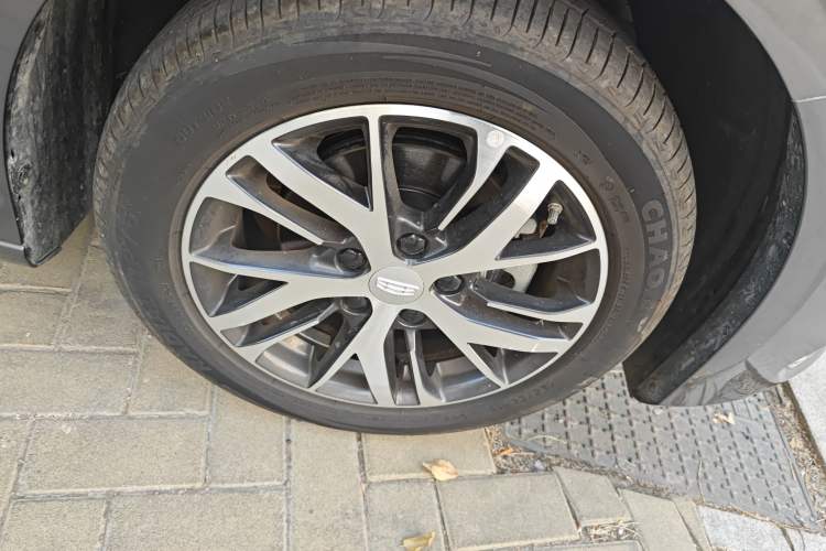 Used Geely Auto Emgrand 2025 4th Generation 1.5L CVT Longteng Edition