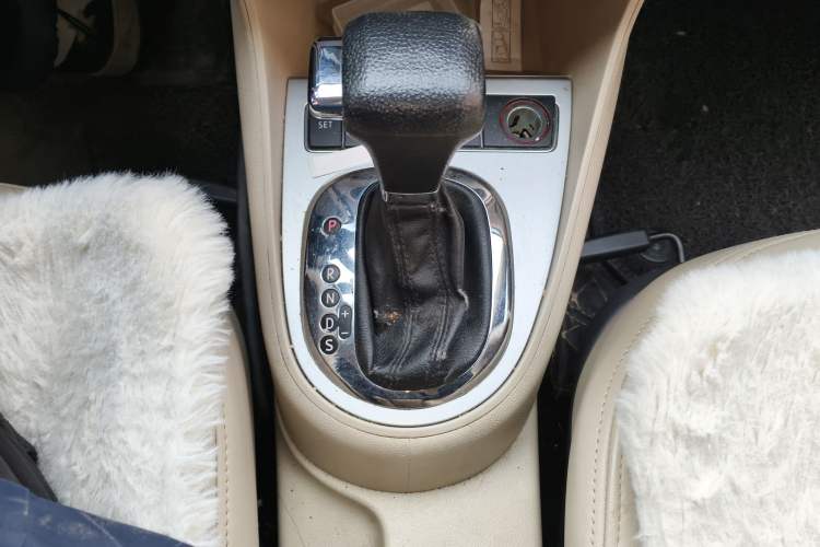 Used Volkswagen Lavida 2011 1.6L Automatic Premium Edition
