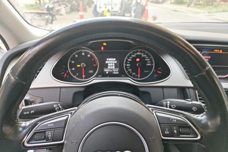 Used Audi A4L 2016 35 TFSI Collector's Edition Automatic Standard Model Instrument Cluster