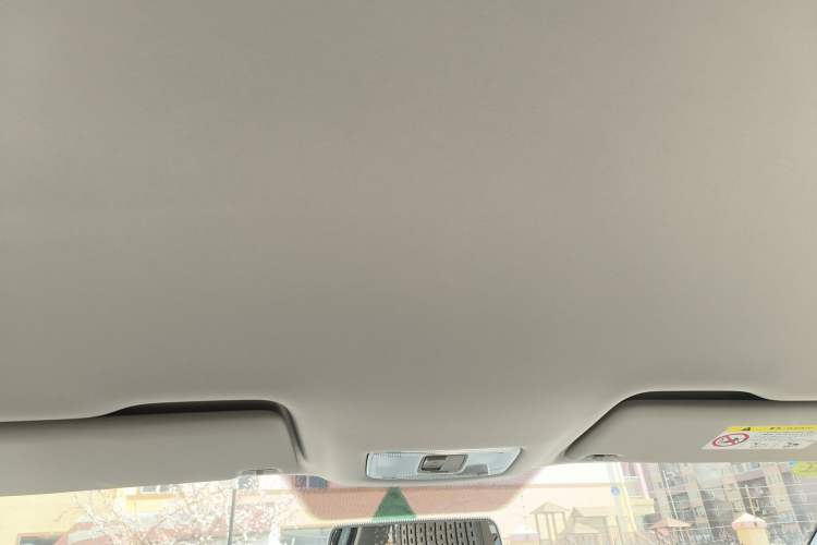 Used Jetta VS5 2024 280TSI Manual Pioneer Edition
