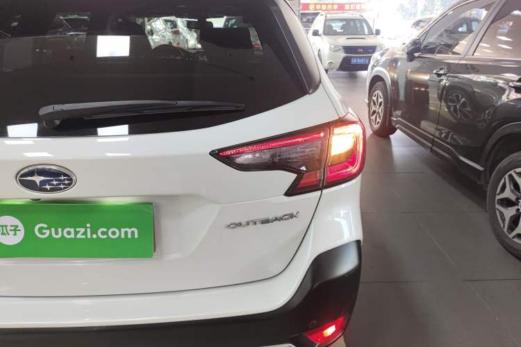 Used Subaru Outback 2021 2.5i Flagship Edition EyeSight
