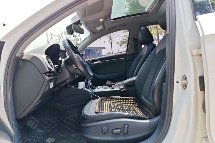 Used Audi A3 2019 Limousine 35 TFSI Fashion Edition China VI Emission Standard
