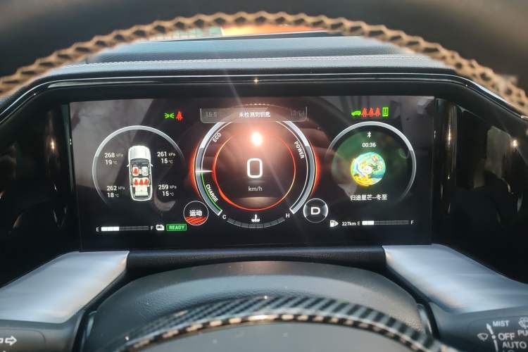 Used GAC Trumpchi GS8 2022 Dual-Engine Series 2.0TM Two-Wheel Drive Prestige Edition (7 Seats)
