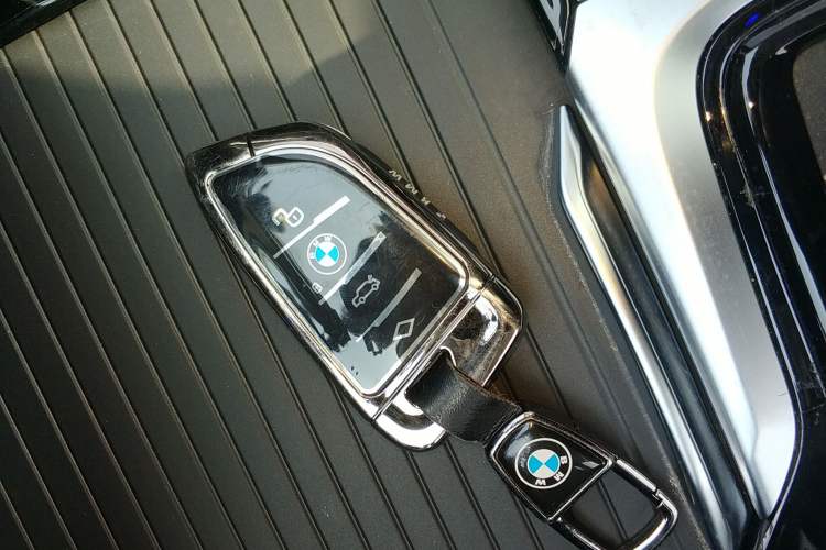 Used BMW X3 2021 xDrive25i Luxury Package Vehicle Key