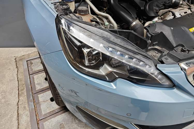 Used Peugeot 308S 2015 1.6T Automatic Ruichi Edition Right Front Headlight