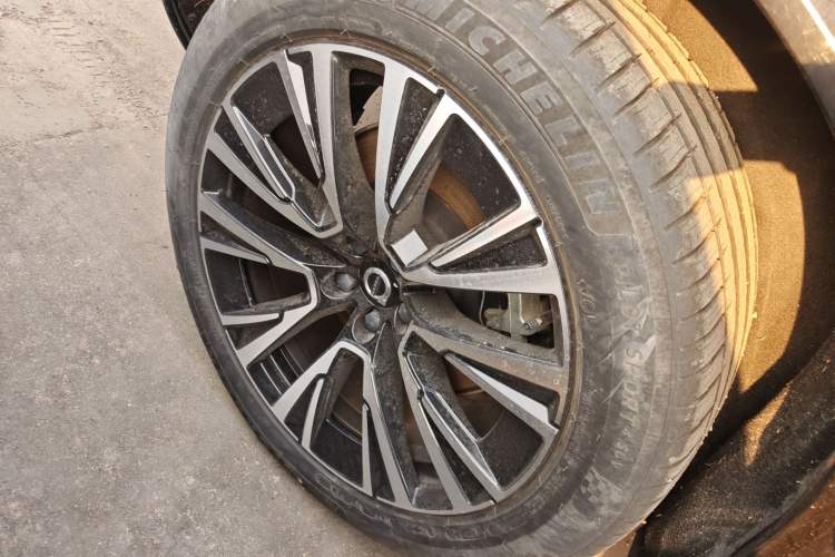 Used Volvo XC90 New Energy 2024 T8 Luxury Flagship 7-Seater
