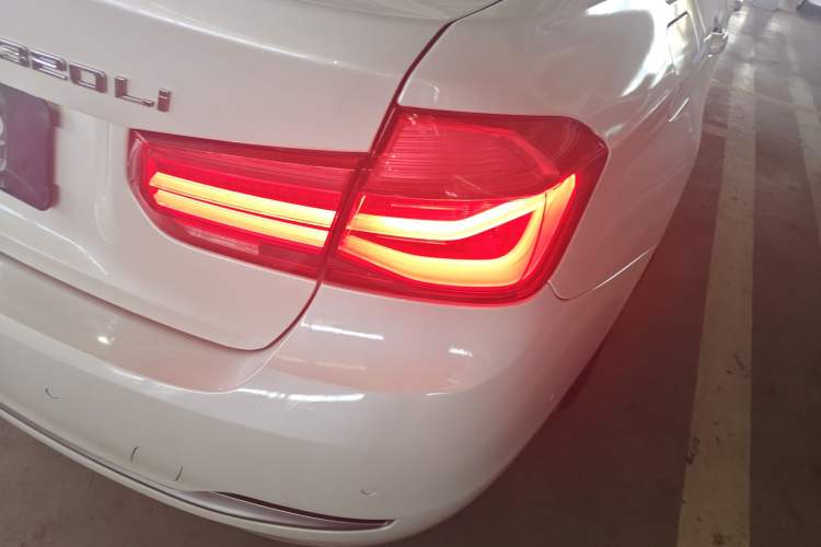 Used BMW 3 Series 2018 320Li Fashion Model
