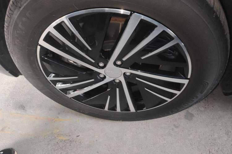 Used Lynk & Co 08 EM-P 2024 120km Long-Range Plus