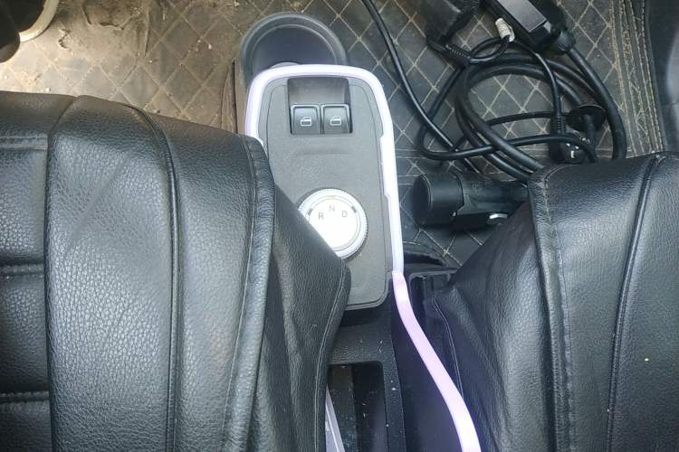 Used Chery QQ Ice Cream 2022 120km Conical Shape Lithium Iron Phosphate
