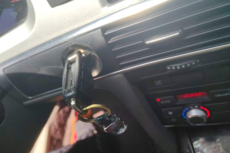 Used Audi A6L 2011 2.0 TFSI Automatic Standard Edition
