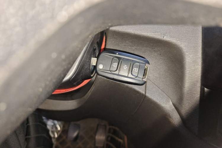 Used Wuling Hongguang 2014 1.2L S Standard Version China IV Standard