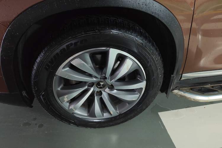 Used DS 6 2016 1.6T Luxury Edition THP160 Left Front Wheel Hub