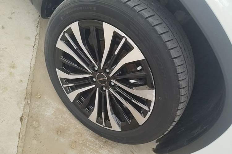 Used EXEED Lingyun 2024 400T Two-Wheel-Drive Star Prestige Edition