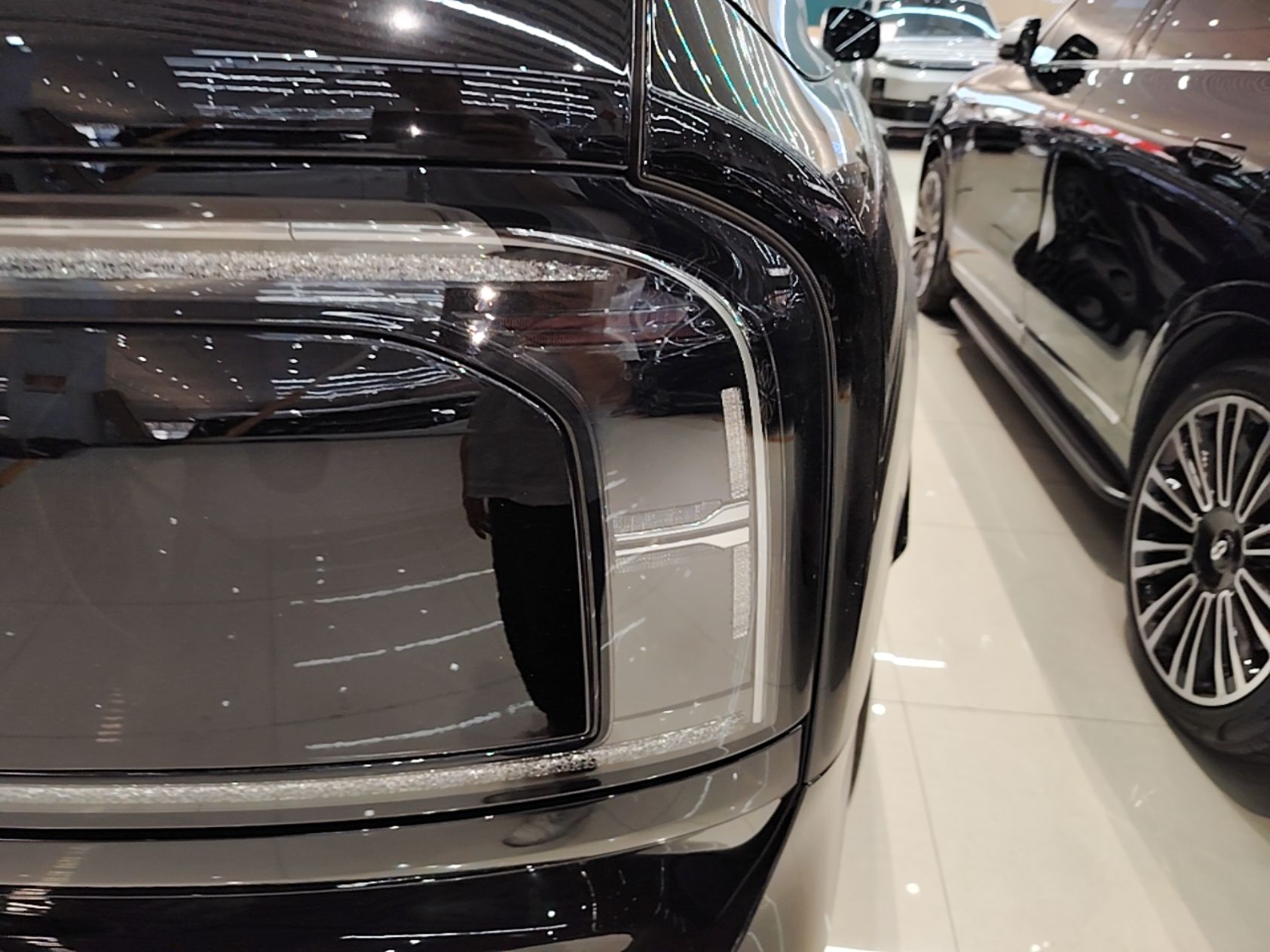 Zeekr 9X 2025 Moon Black Edition 70kWh — снимка 9