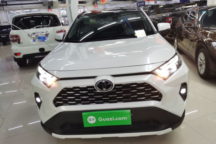 Used Toyota RAV4 2023 2.0L CVT Two-Wheel Drive Fashion Plus Edition Front