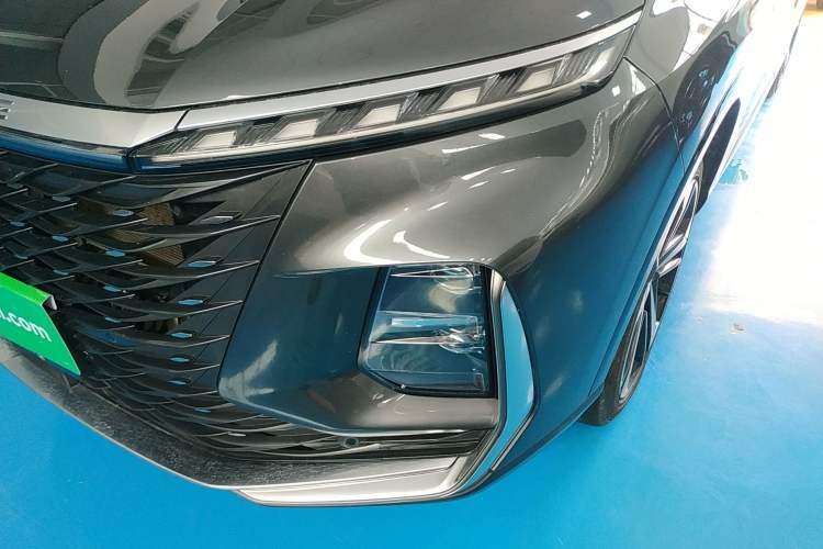 Used Roewe RX5 eMAX 2022 1.5T PHEV Fearless Prestige Edition
