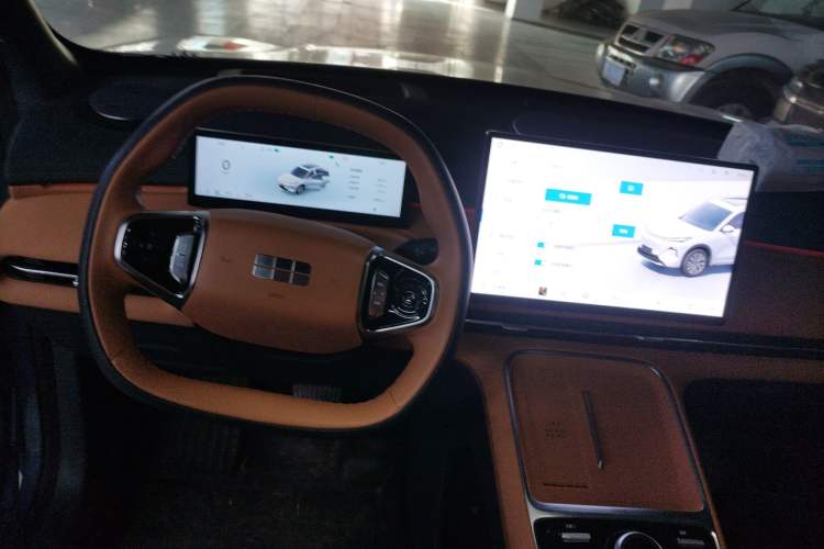 Used Geely Galaxy Galaxy Xingjian 7 EM-i 2025 120km Flagship Edition