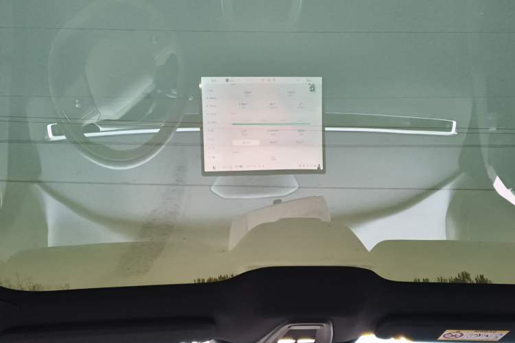 Used XPeng MONA M03 2025 515 Long-Range Plus Headliner