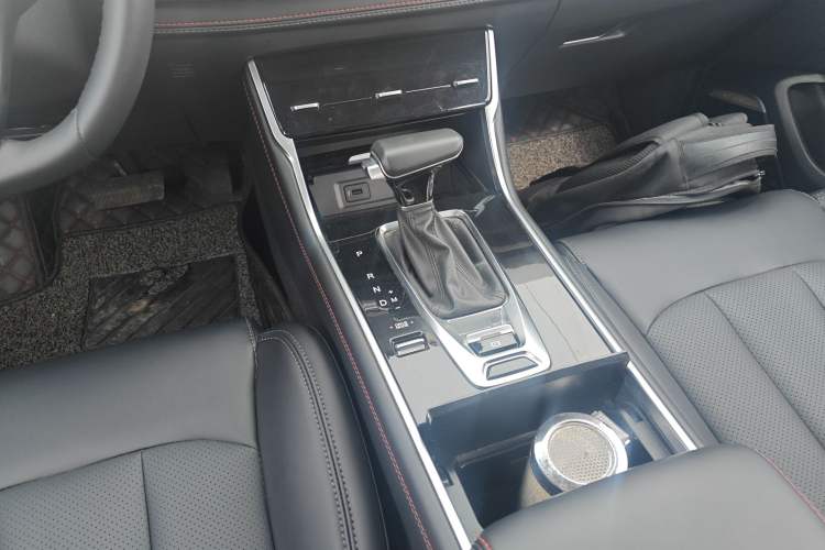 Used Changan CS75 2021 Honor Million Edition 280T DCT Luxury Model
