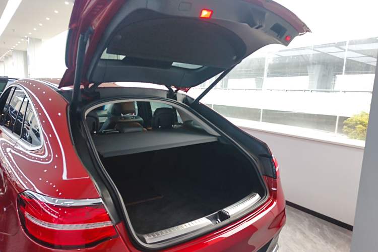 Used Mercedes-Benz GLE Coupe 2018 GLE 320 4MATIC Coupe SUV