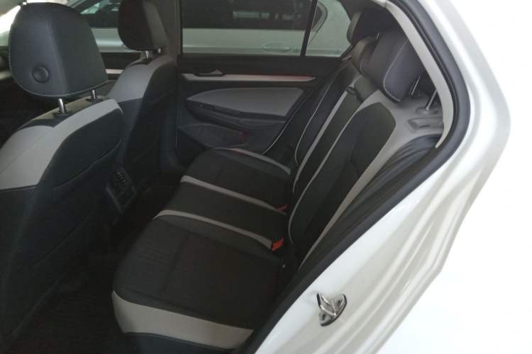 Used Volkswagen Golf 2023 Facelift 280TSI DSG Pro
