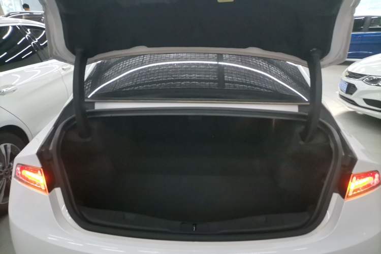 Used Lincoln MKZ 2018 2.0T Premium Edition