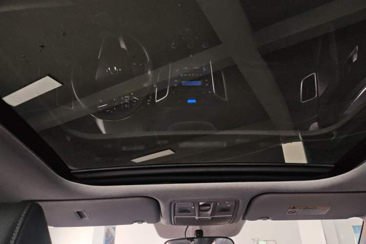 Used Hyundai ix25 2015 1.6L Automatic Two-Wheel Drive Smart GLS Trim
