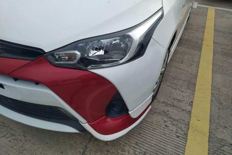 Used Toyota YARiS L Zhi Xiang 2018 1.5E CVT Champion Limited Edition Left Front Headlight