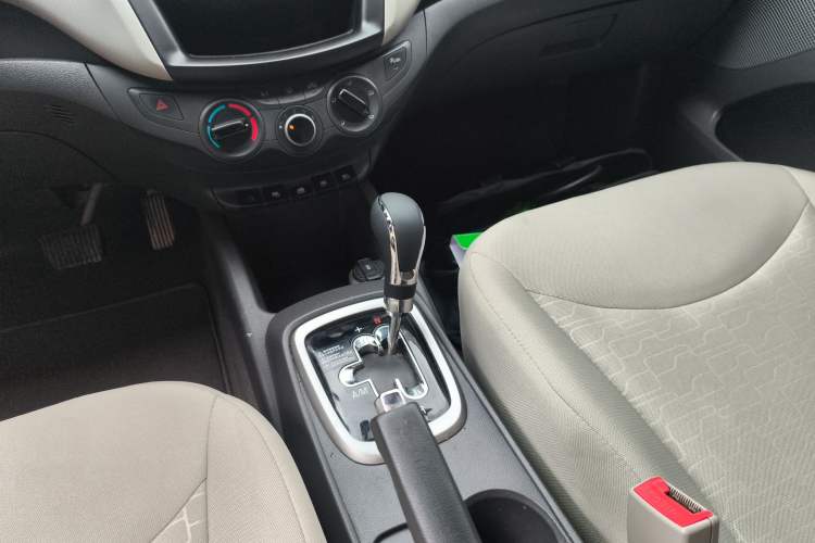 Used Chevrolet Sail 2015 Sail 3 1.3L AMT Ideal Edition
