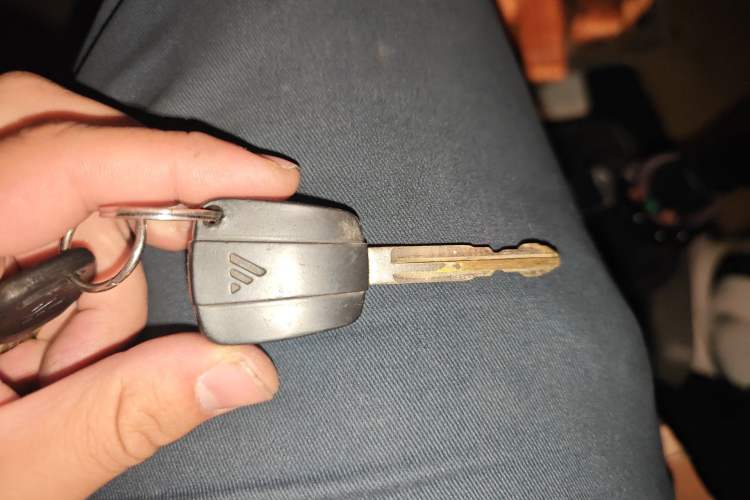 Used Foton MP-X E 2016 2.0L Express Edition 4G63 Vehicle Key