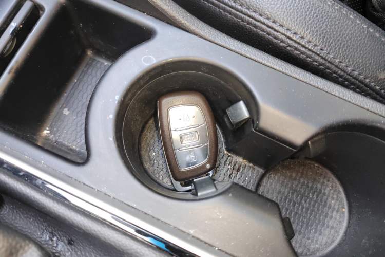 Used Hyundai Tucson 2018 1.6T Dual-Clutch Two-Wheel Drive 15th Anniversary Special Edition