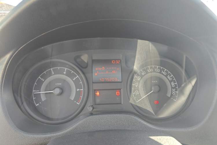 Used Peugeot 301 2016 1.6L Manual Comfort Edition
